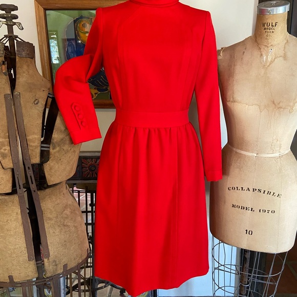 Beautiful Vintage Bright Red Ricco California Dress - Picture 2 of 10